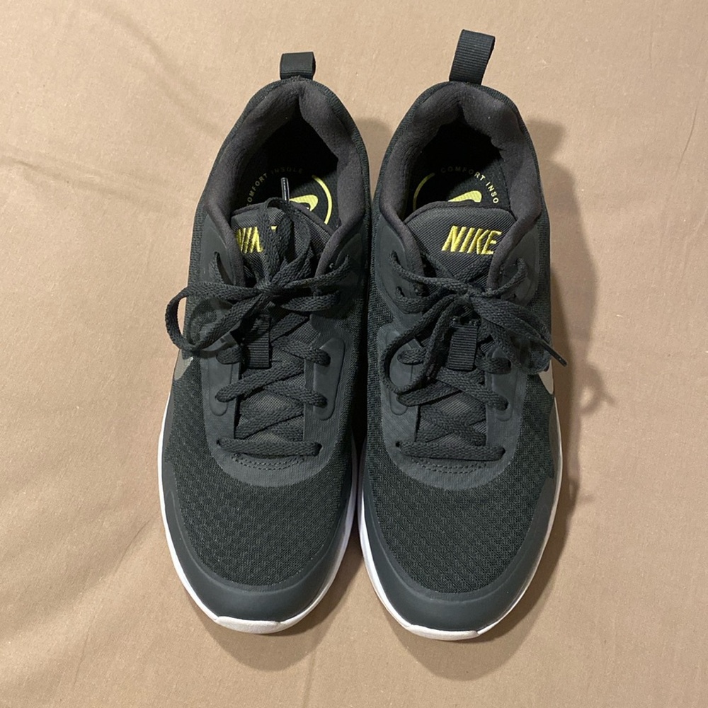 Nike Shoes Size 8.5